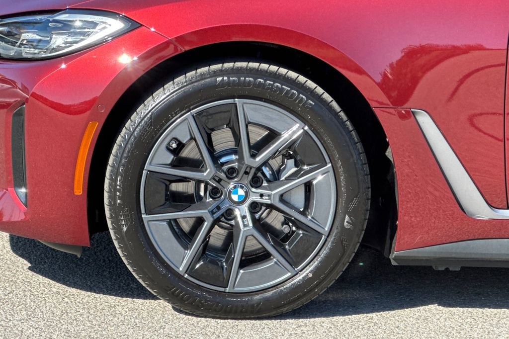 Used 2023 BMW i4 eDrive35 image 33