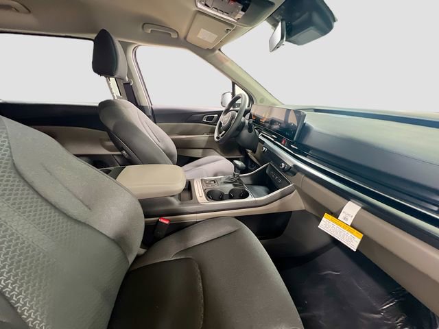 New 2026 Kia Carnival LX image 29