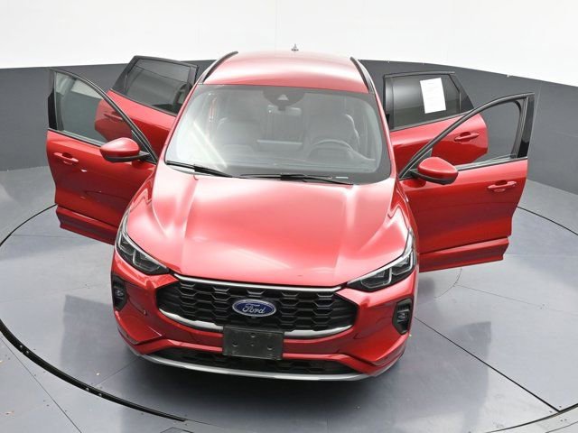 Used 2024 Ford Escape ST-Line Elite w/ Premium Technology Package image 41