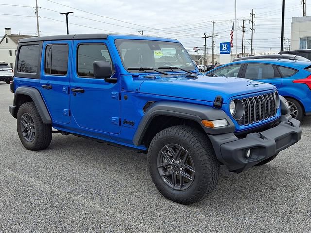 Used 2025 Jeep Wrangler Sport S image 1