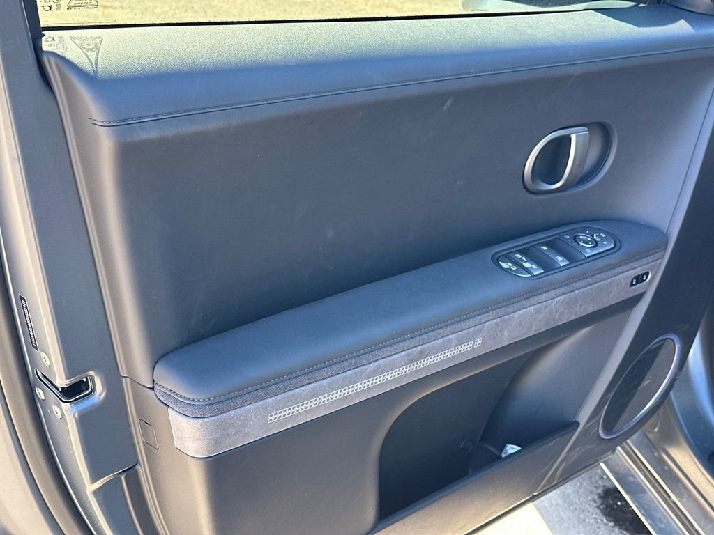 Used 2025 Hyundai Ioniq 5 Limited RWD image 10