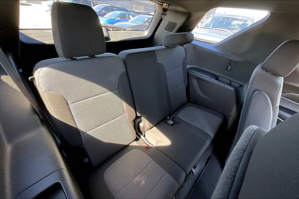 Used 2022 Chevrolet Traverse LT image 37