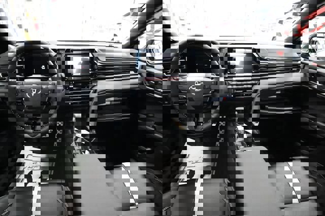 New 2026 Toyota Camry SE image 13