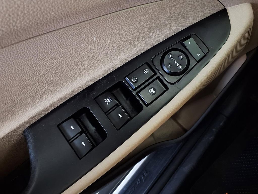 Used 2017 Hyundai Tucson Eco FWD image 25