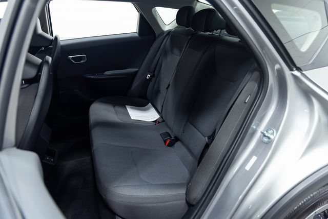 Used 2025 Kia K4 FWD image 23