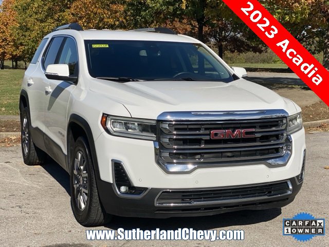 Used 2023 GMC Acadia SLT image 1