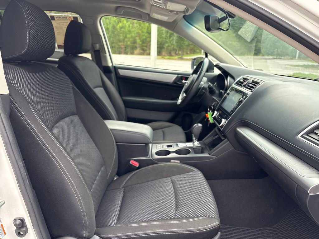 Used 2018 Subaru Outback 2.5i Premium AWD/4WD image 32