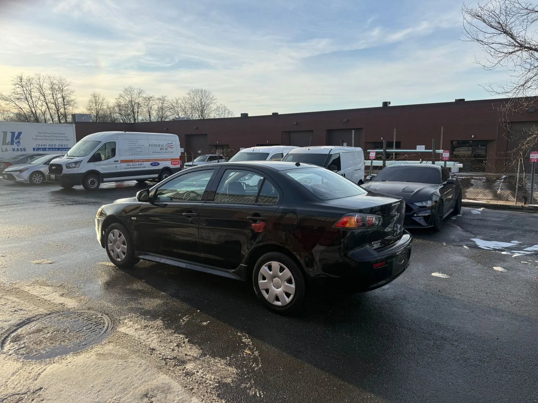 Used 2011 Mitsubishi Lancer ES image 3