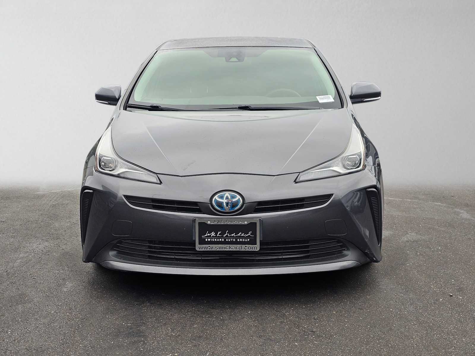 Used 2020 Toyota Prius L Eco FWD image 8