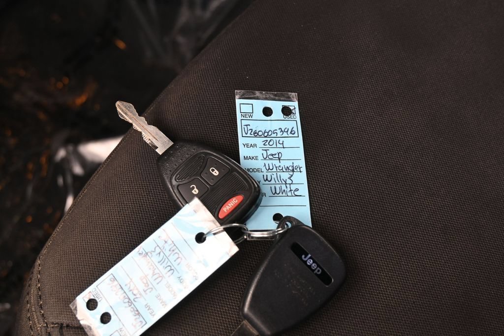 Used 2014 Jeep Wrangler Unlimited Sport w/ Power Convenience Group AWD/4WD image 16