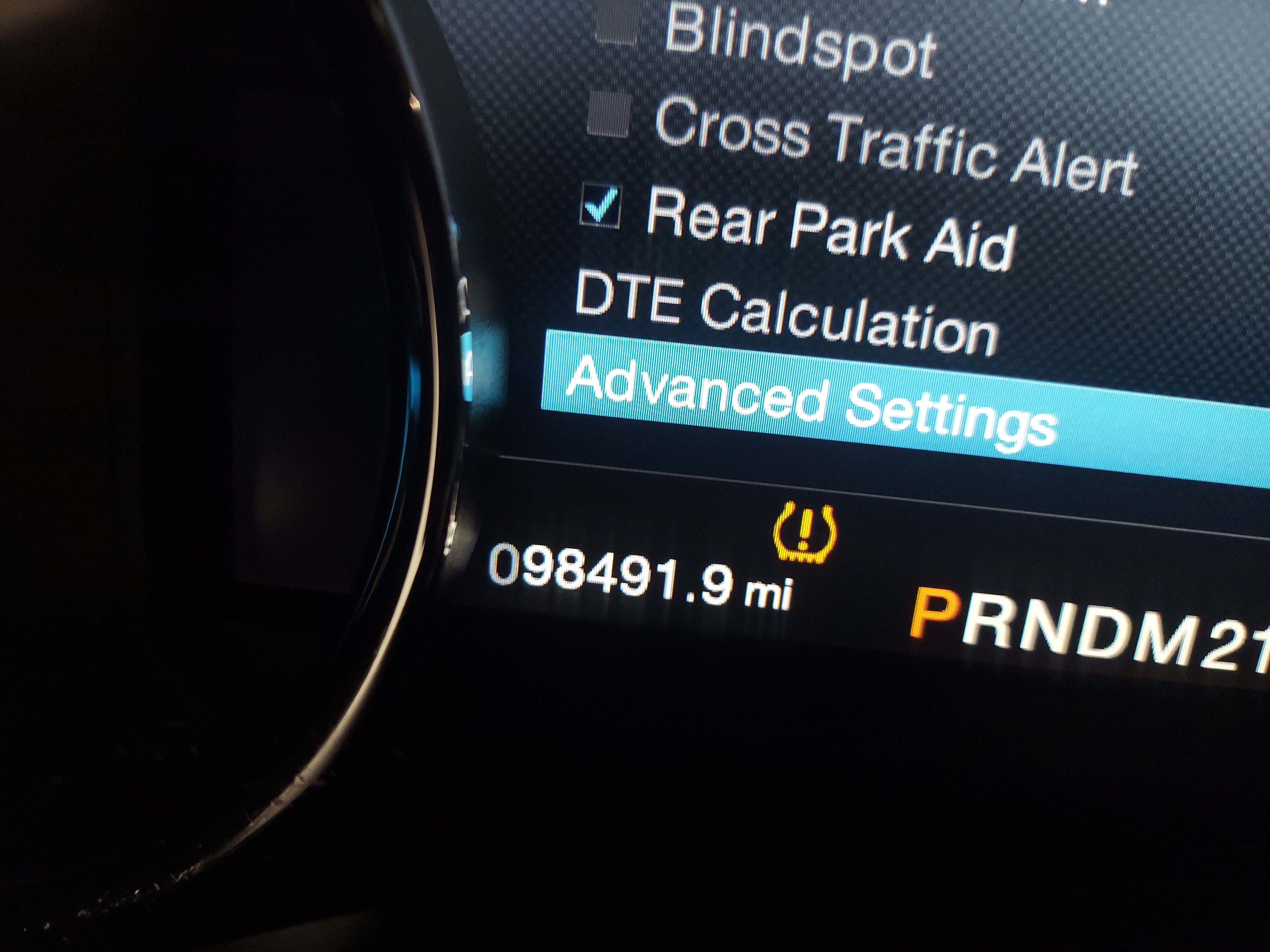 Used 2015 Ford F150 Lariat w/ Equipment Group 502A Luxury AWD/4WD image 8