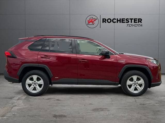 Certified 2019 Toyota RAV4 LE w/ Carpet Mat Package AWD/4WD image 96