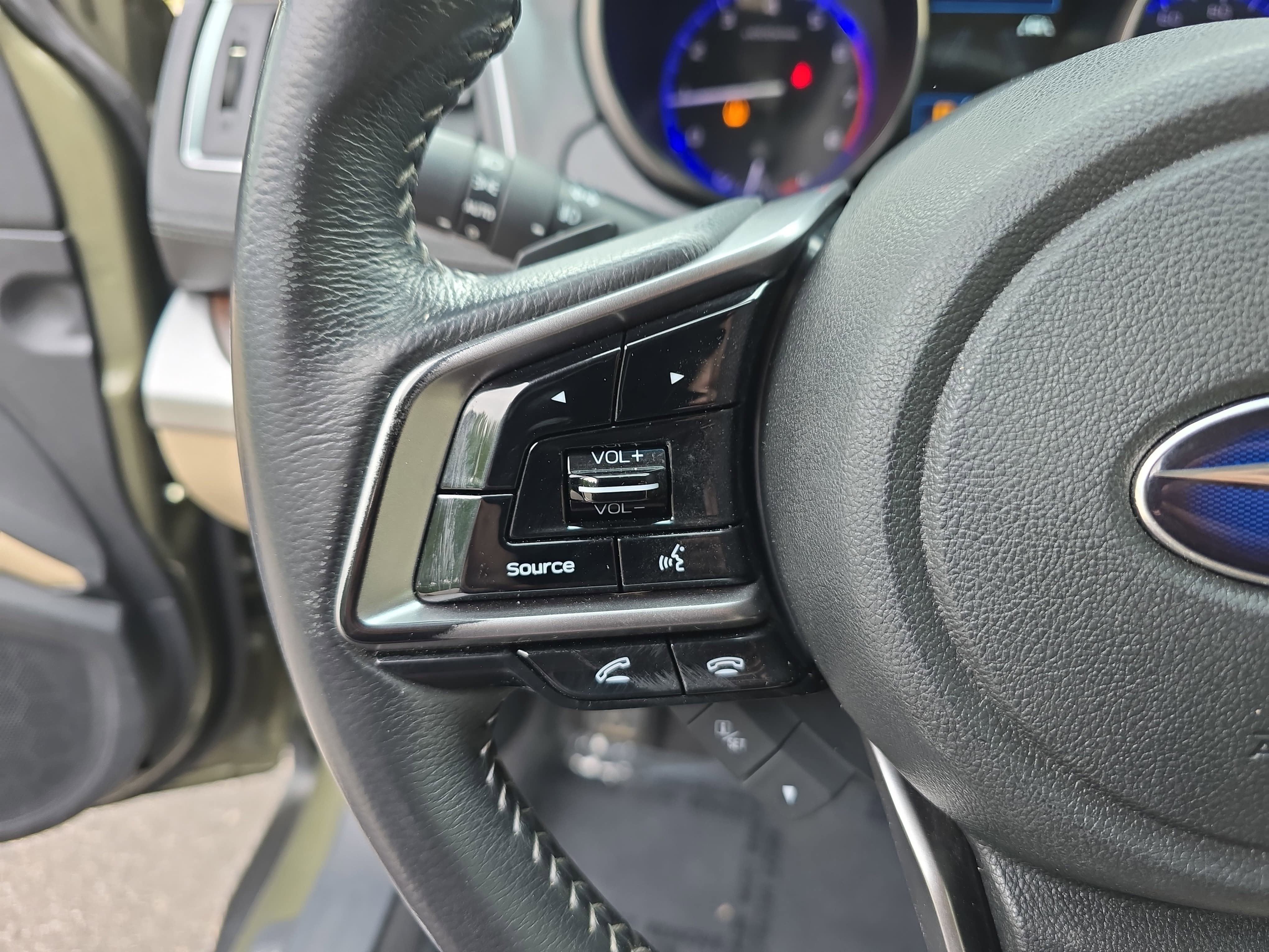 Used 2019 Subaru Outback 2.5i Limited AWD/4WD image 18