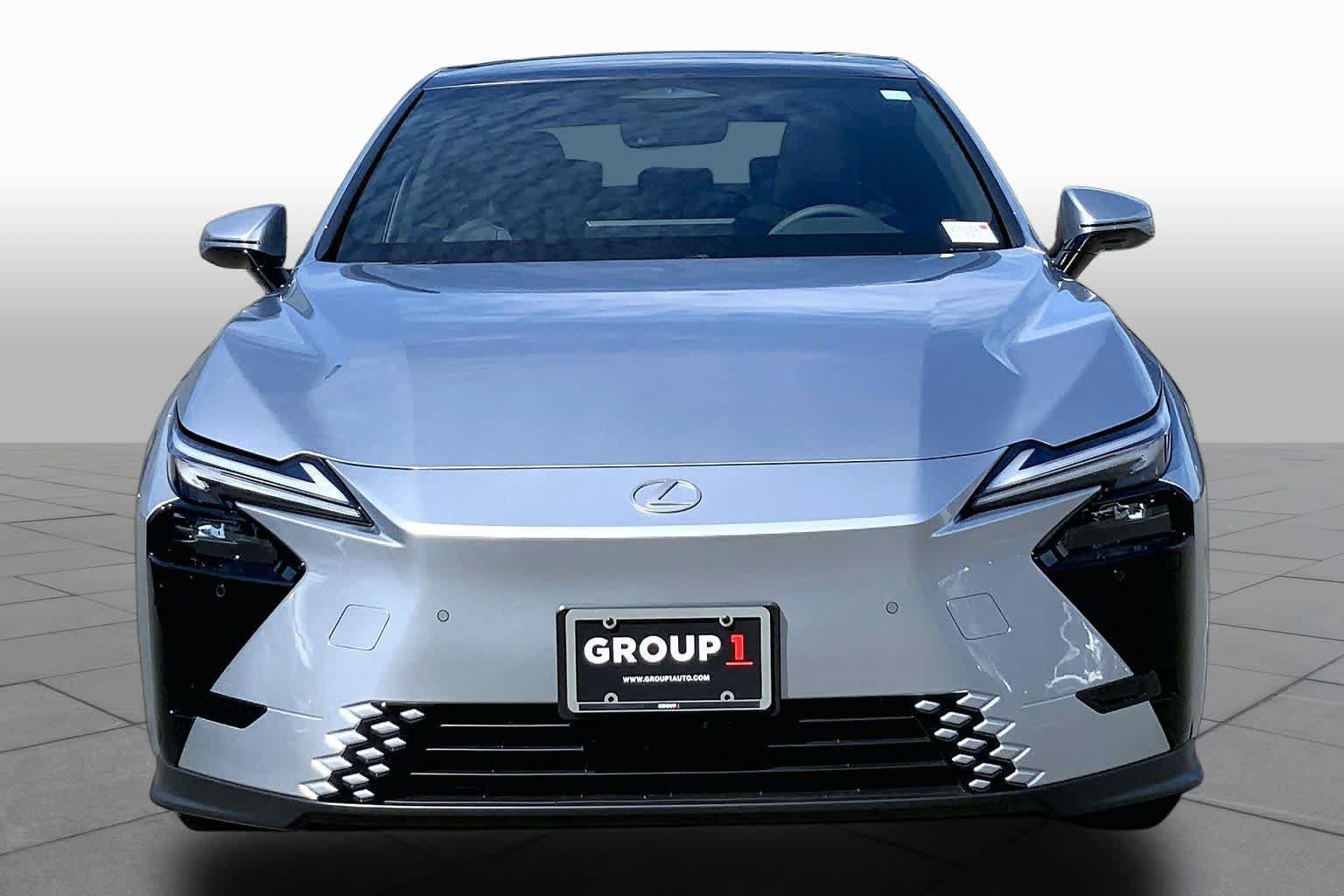 New 2026 Lexus ES 500e AWD/4WD image 3