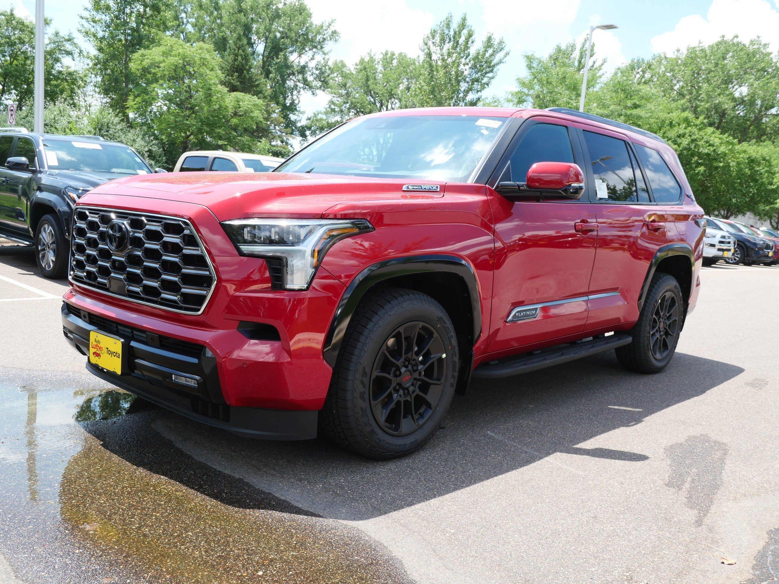 New 2026 Toyota Sequoia Platinum w/ TRD Off-Road Package AWD/4WD image 4