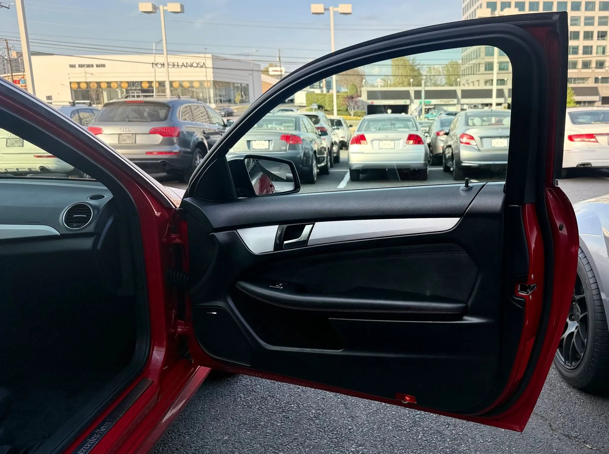 Used 2014 Mercedes-Benz C 250 Coupe image 25