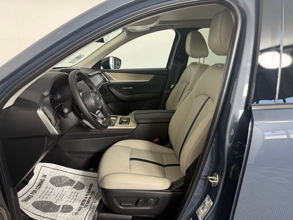New 2025 MAZDA CX-70 Plug-In Hybrid w/ Premium Pkg image 7
