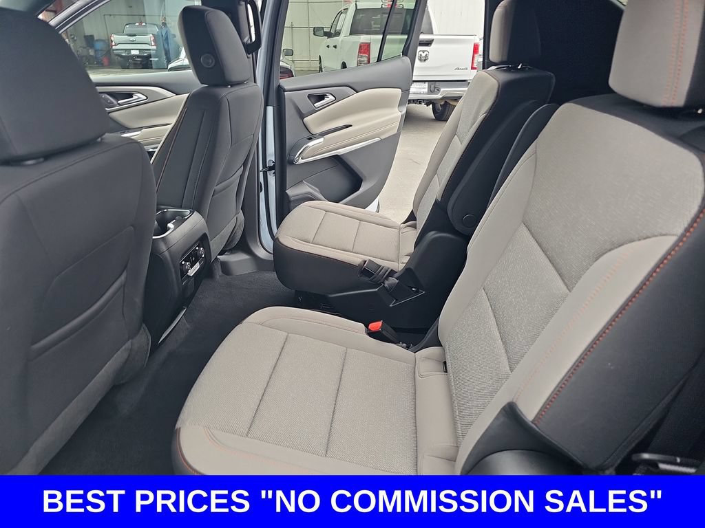 New 2026 Chevrolet Traverse LT w/ Midnight/Sport Edition FWD image 15
