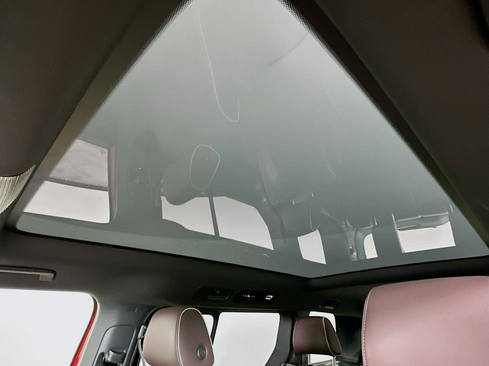 New 2025 Volkswagen ID. Buzz Pro S Plus AWD/4WD image 28