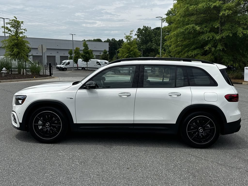 Certified 2025 Mercedes-Benz GLB 35 AMG 4MATIC image 5
