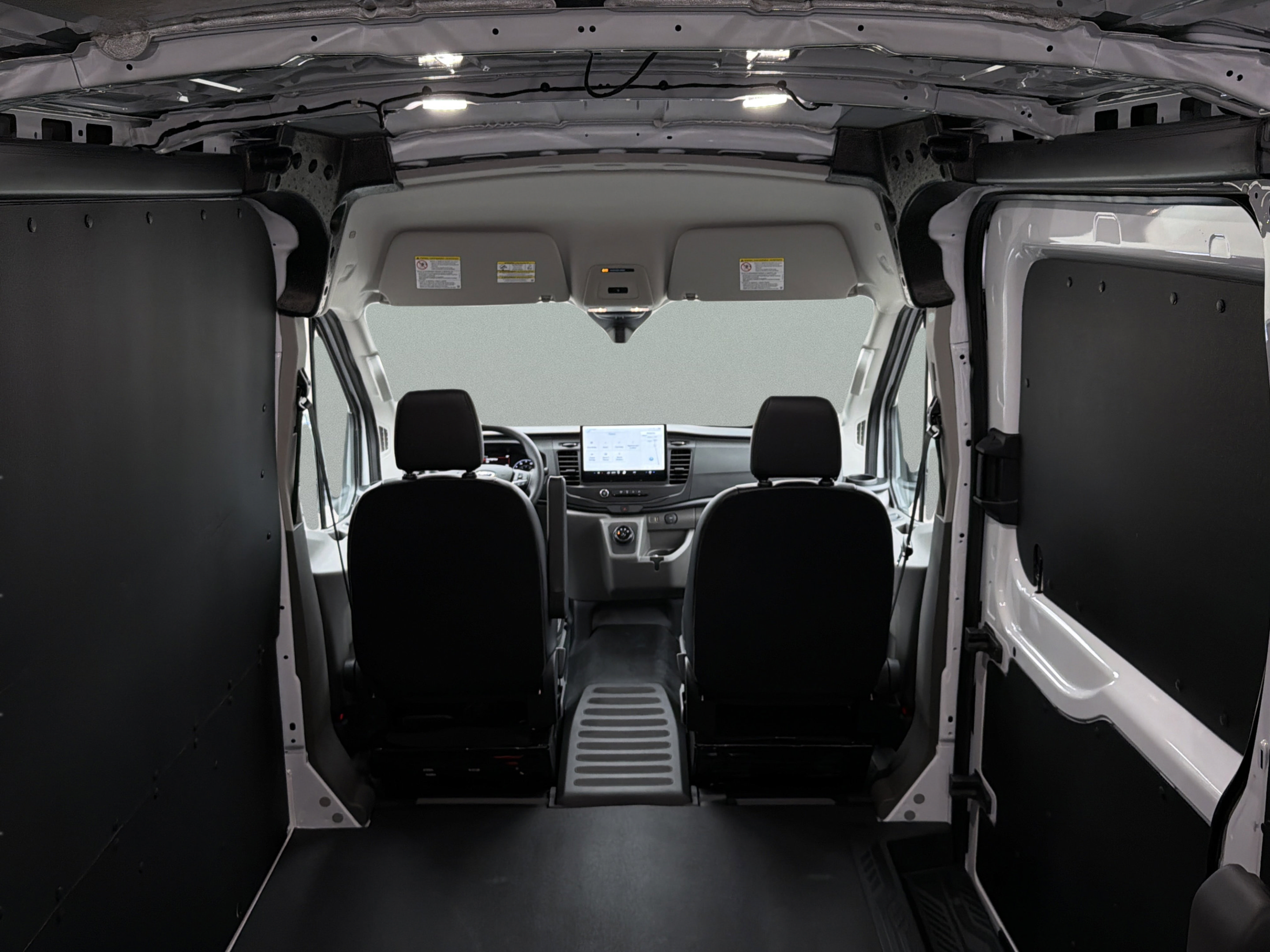 New 2025 Ford E-Transit 148 Medium Roof w/ Load Area Protection Package RWD image 17