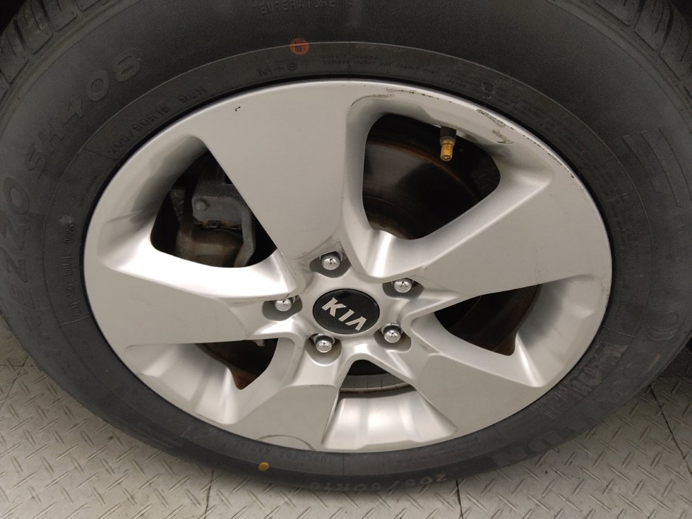 Used 2017 Kia Soul FWD image 31