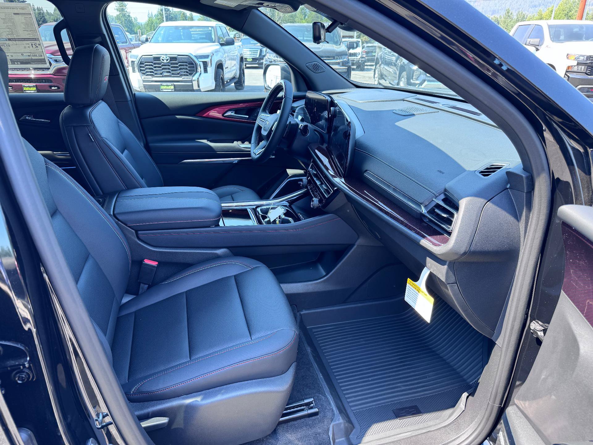 New 2026 Chevrolet Traverse Z71 w/ Enhanced Driving Package AWD/4WD image 20