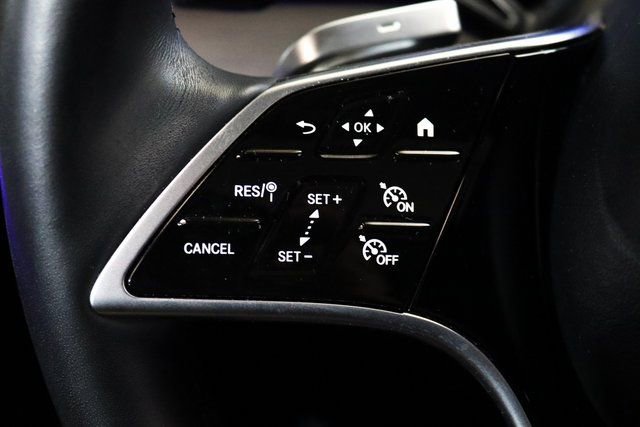 Used 2024 Mercedes-Benz GLE 450 4MATIC w/ AMG Line Exterior image 3