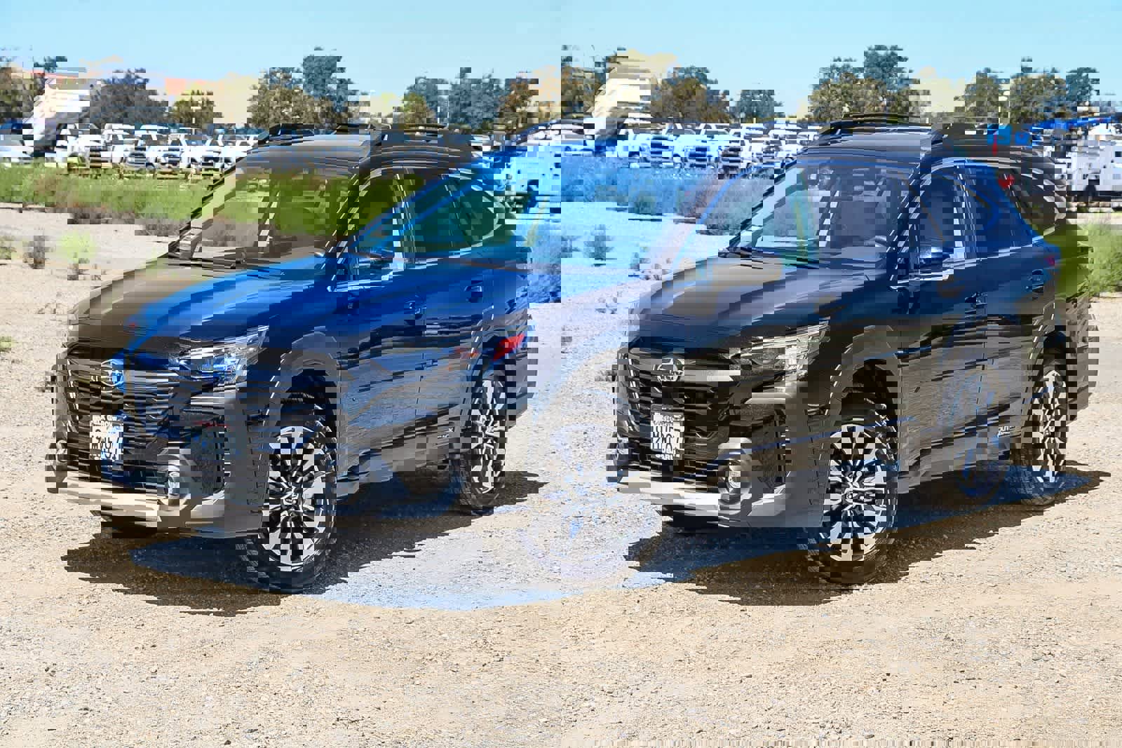 Certified 2025 Subaru Outback Limited image 1