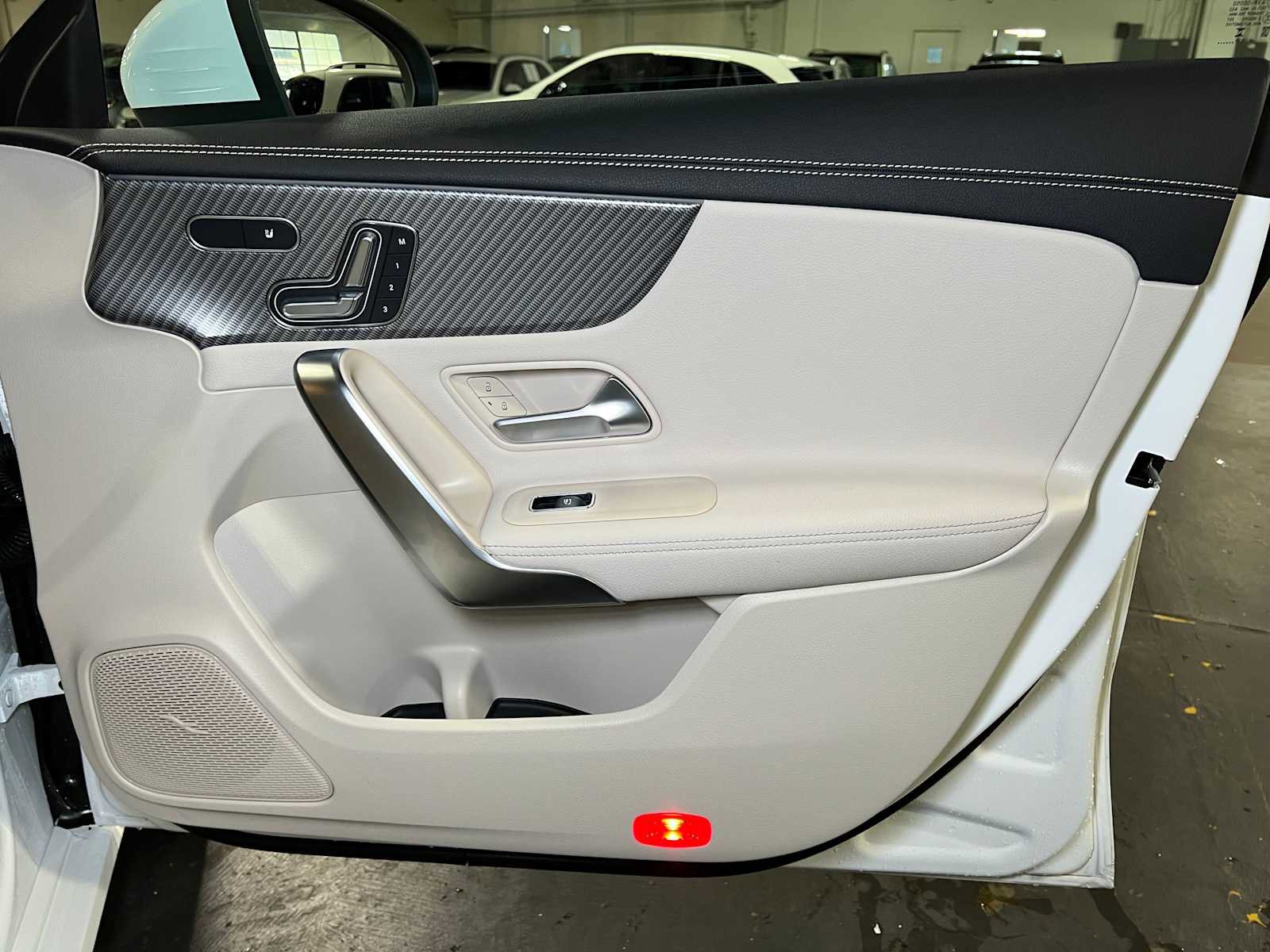 Used 2025 Mercedes-Benz CLA 250 4MATIC image 10