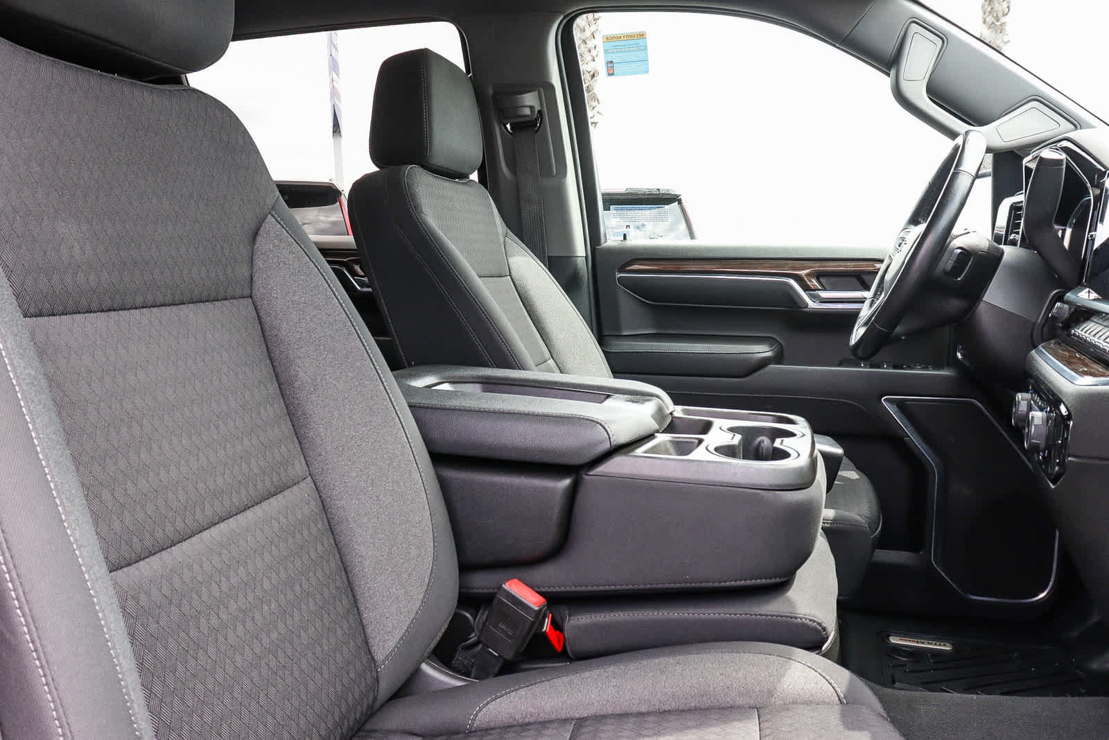 Used 2022 Chevrolet Silverado 1500 RST w/ LPO, Dark Essentials Package RWD image 28