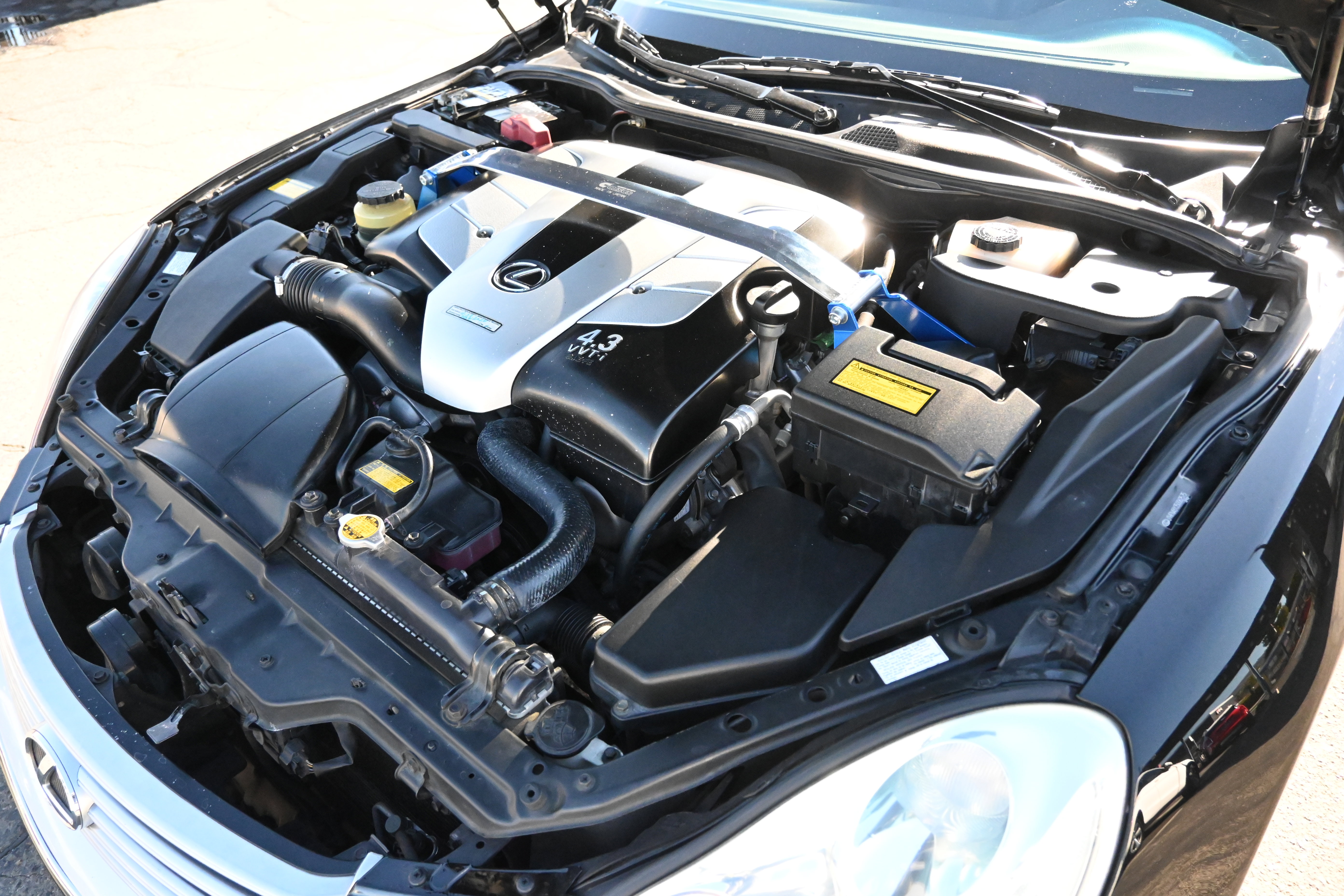 Used 2005 Lexus SC 430 Convertible image 26