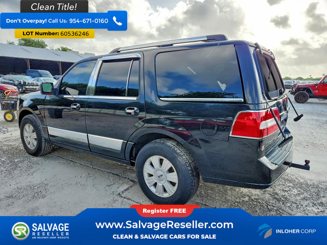 Used 2010 Lincoln Navigator 2WD image 3