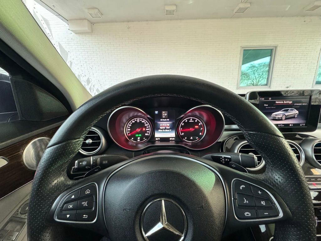 Used 2018 Mercedes-Benz C 300 Sedan image 33