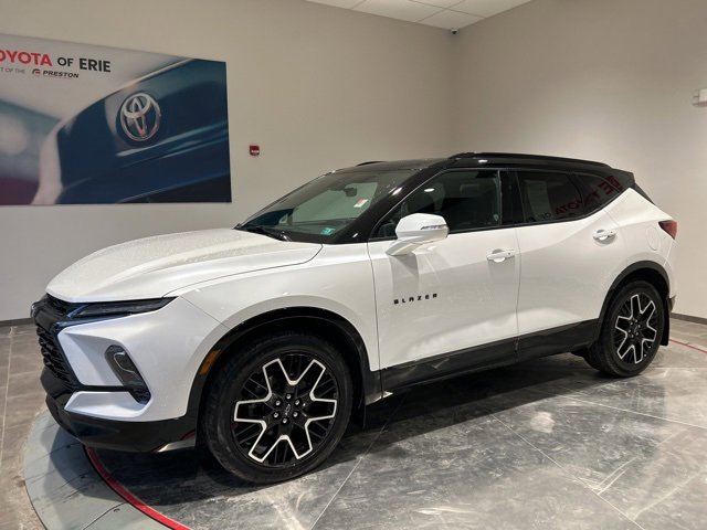 Used 2024 Chevrolet Blazer RS w/ Driver Confidence II Package image 3