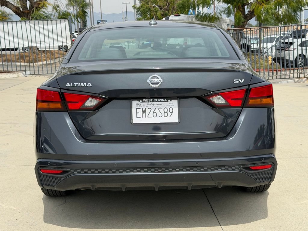 Used 2022 Nissan Altima 2.5 SV FWD image 8