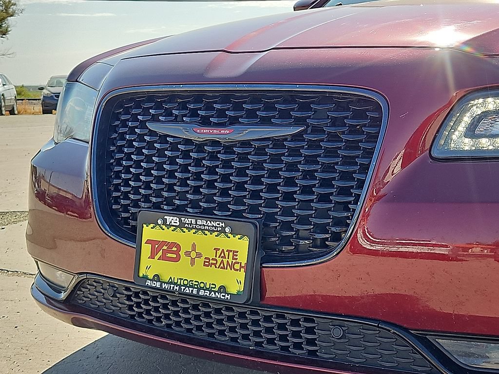 Used 2022 Chrysler 300 S RWD image 7