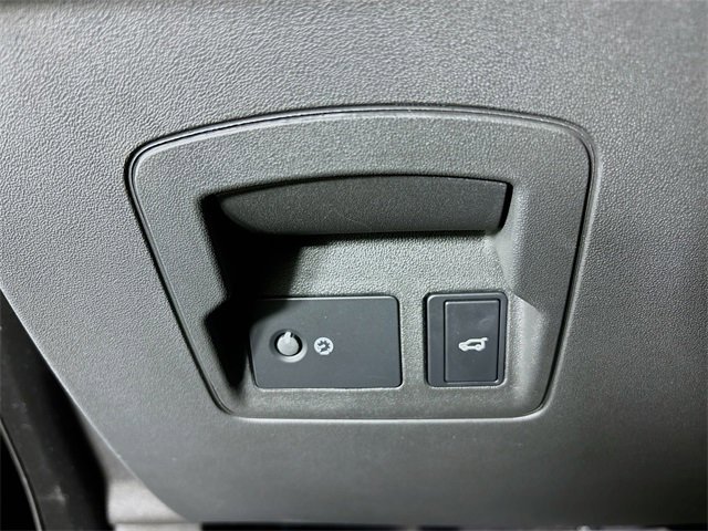 Certified 2023 Land Rover Range Rover Velar R-Dynamic S image 32