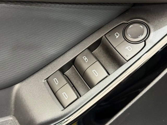 New 2026 Chevrolet Equinox LT w/ Midnight Edition image 28