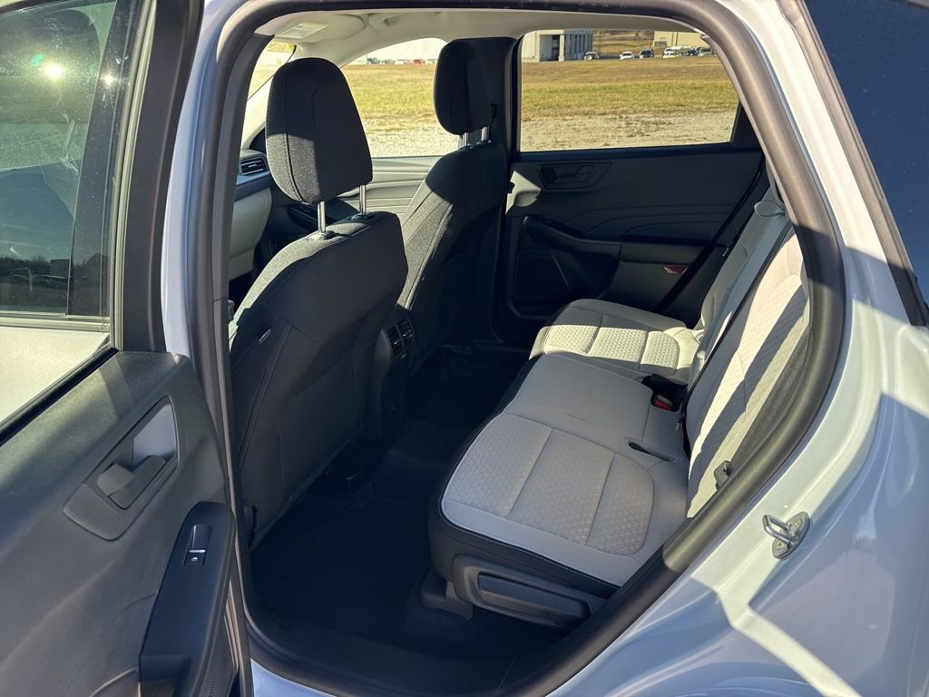Used 2025 Ford Escape Active image 14