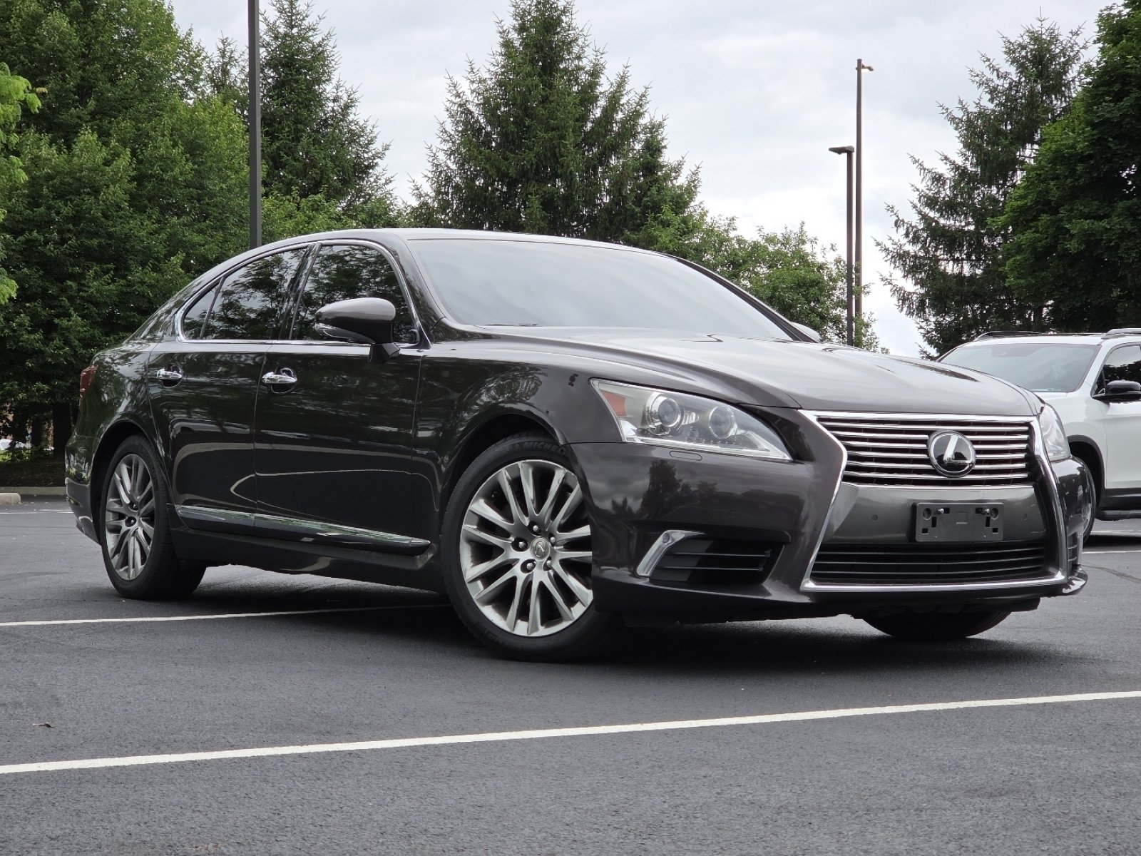 Used 2015 Lexus LS 460 AWD w/ Comfort Package video 2