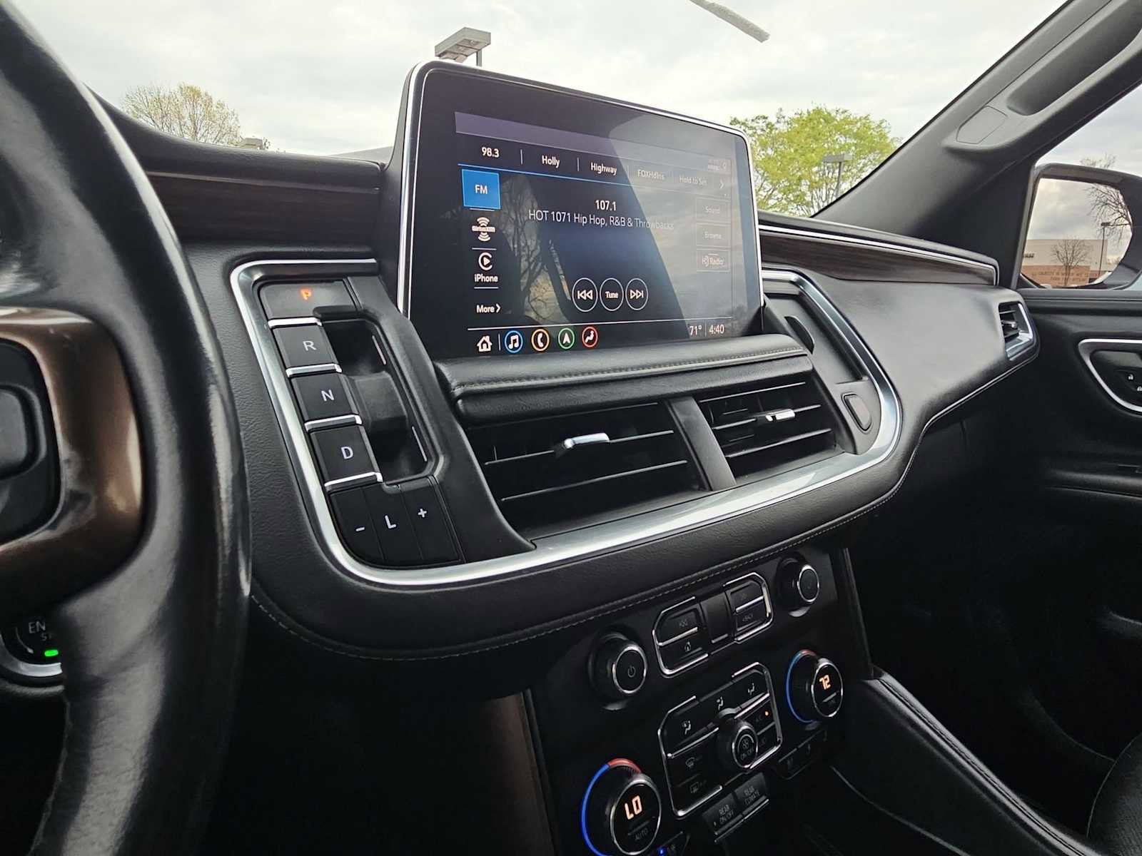 Used 2021 Chevrolet Tahoe High Country w/ Premium Package image 29