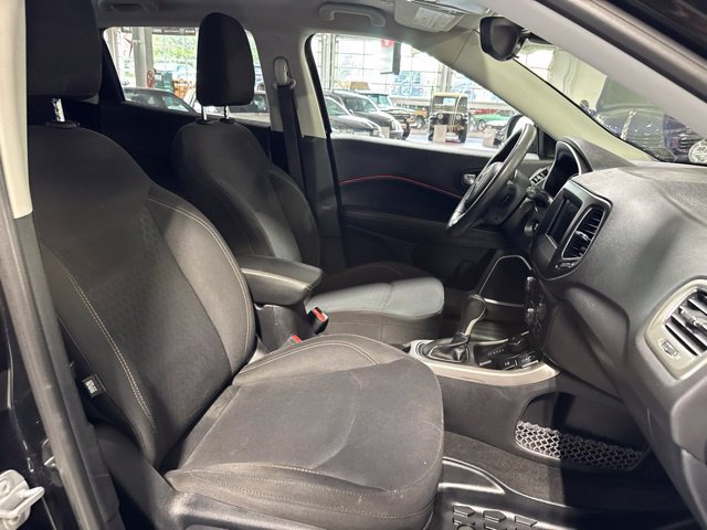 Used 2018 Jeep Compass Sport w/ Tech Group AWD/4WD image 48