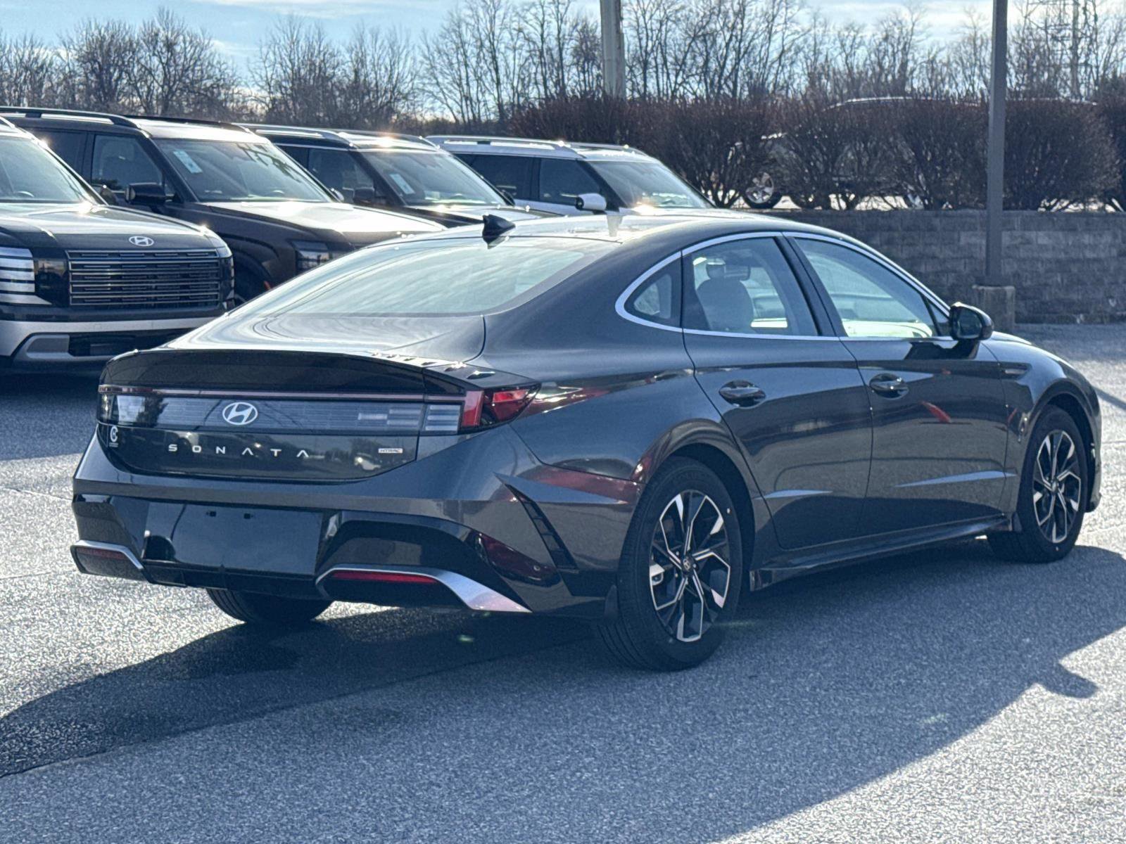 New 2025 Hyundai Sonata SEL image 12