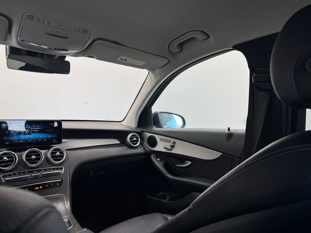 Used 2022 Mercedes-Benz GLC 300 image 38