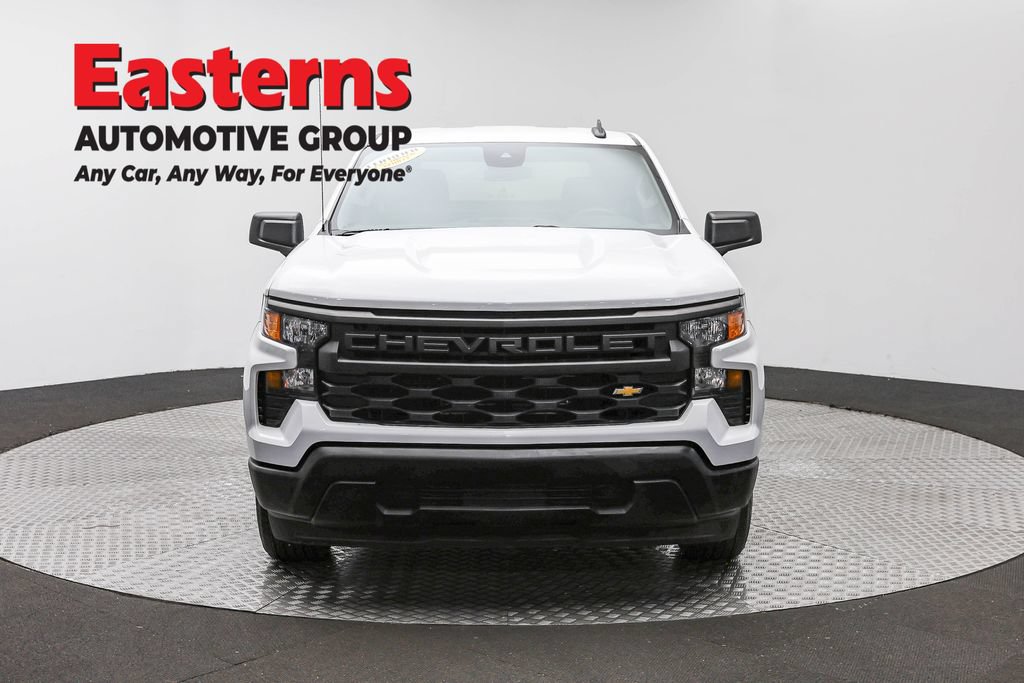 Used 2023 Chevrolet Silverado 1500 W/T RWD image 2