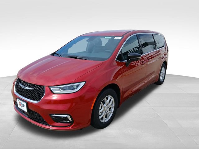 New 2026 Chrysler Pacifica Select image 4