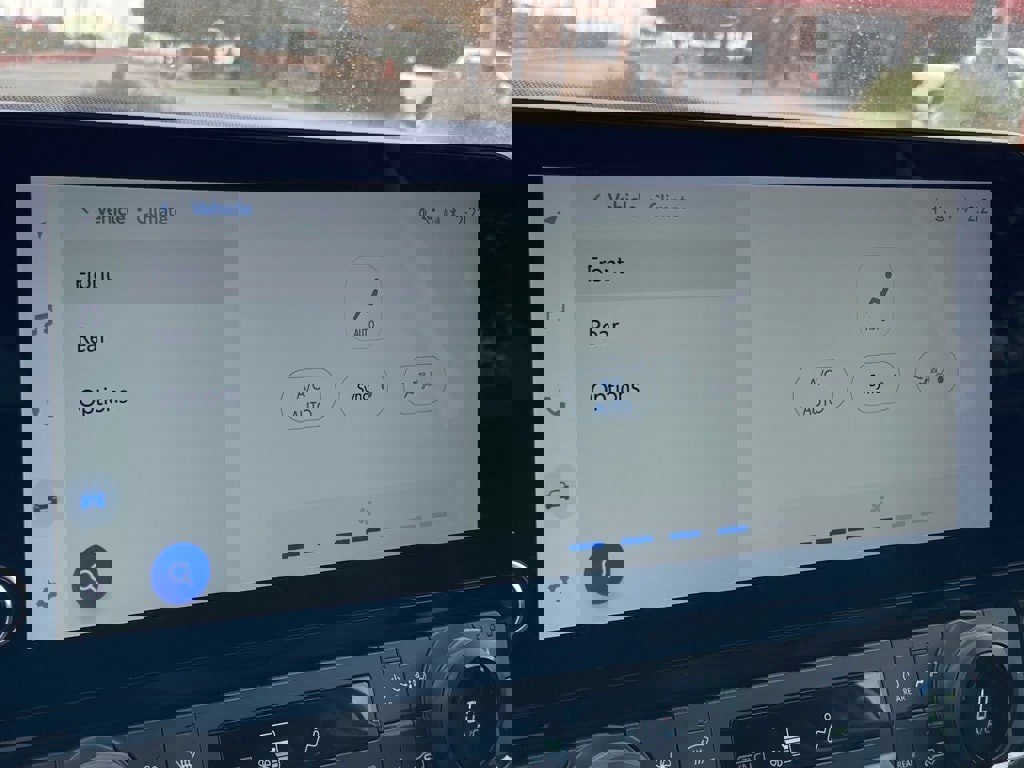 Certified 2025 Toyota Grand Highlander FWD image 23