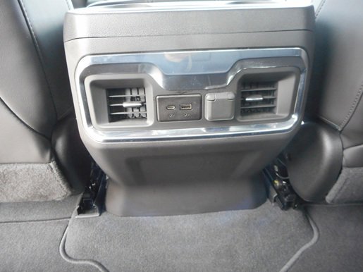 Used 2022 Chevrolet Silverado 1500 High Country w/ Technology Package AWD/4WD image 19