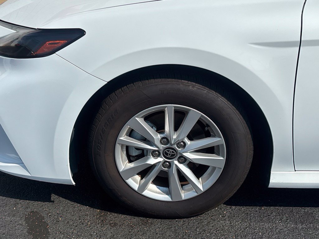 Used 2025 Toyota Camry LE w/ Convenience Package FWD image 26